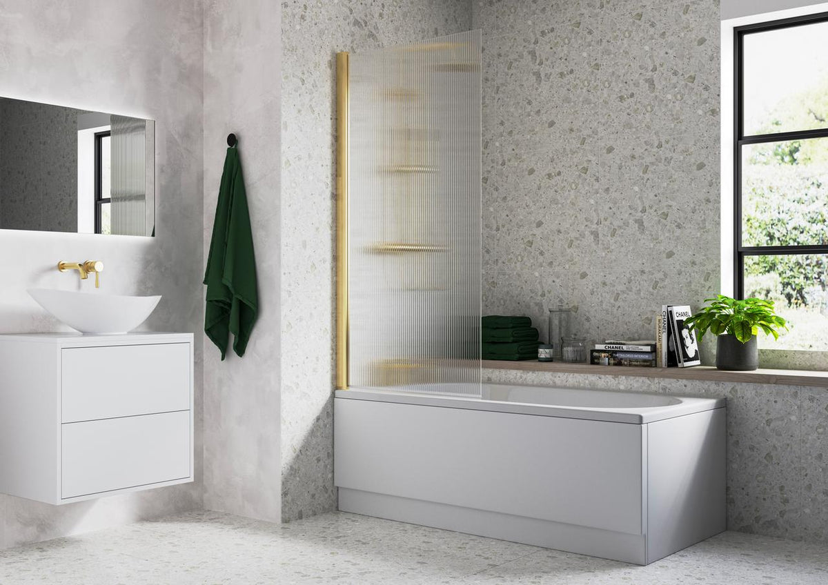 Auvellis Fluted 800x1500mm Single Straight Bath Screen (5mm) – Brushed Brass
