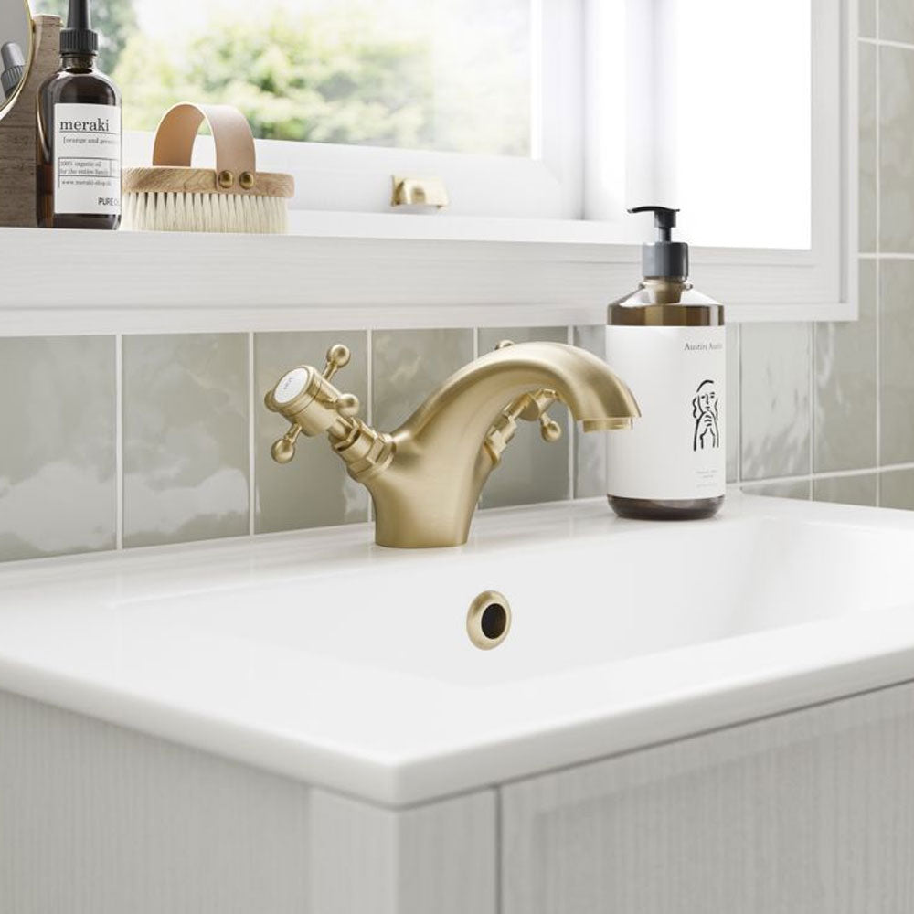 Salton Bath Pillar Taps Pureflo