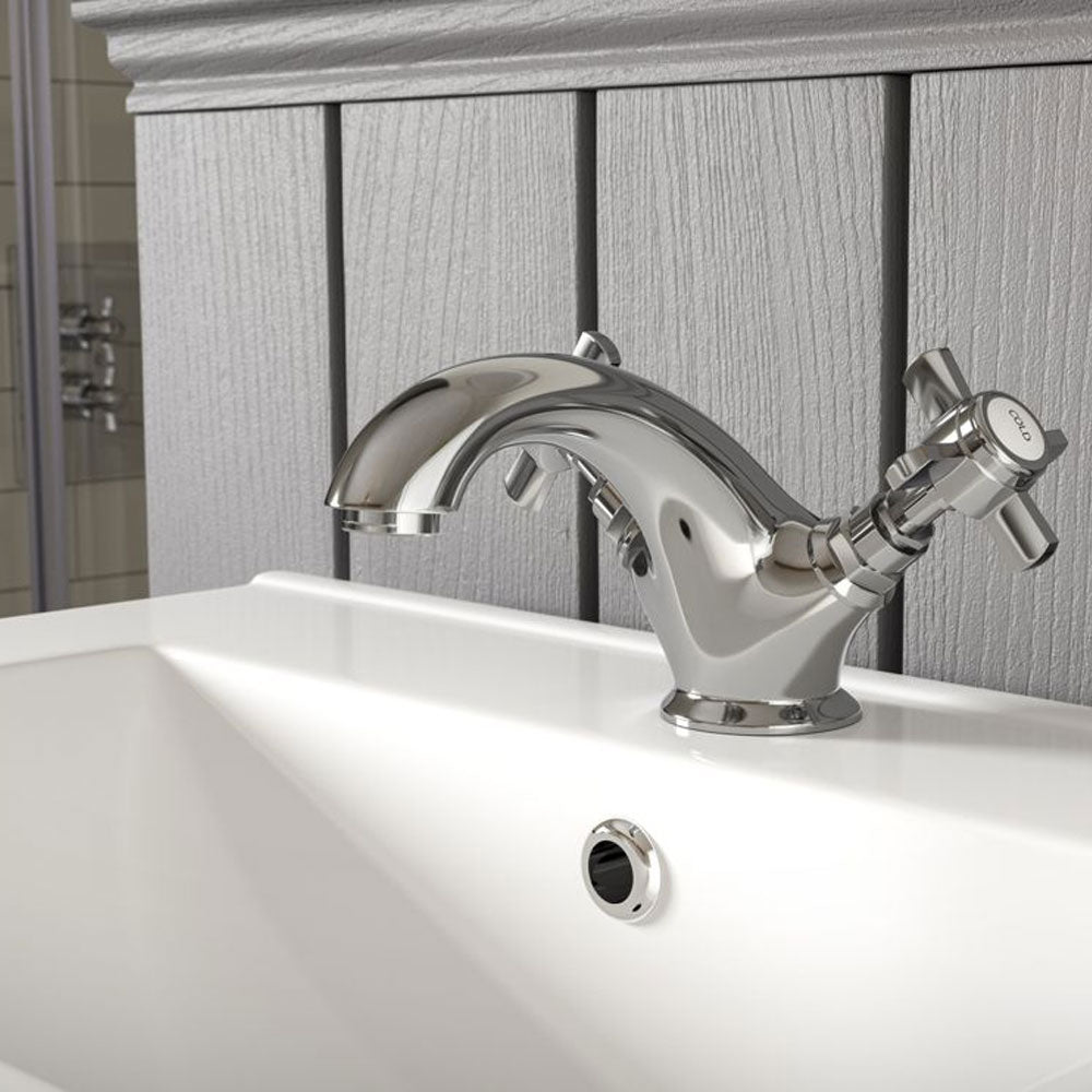 Bordon Basin Pillar Taps Pureflo