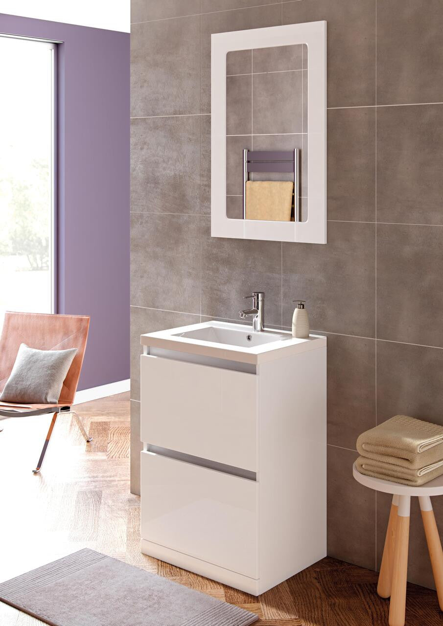 Auvellis Rovane 600mm Floor-Standing WC Unit in a bathroom setting