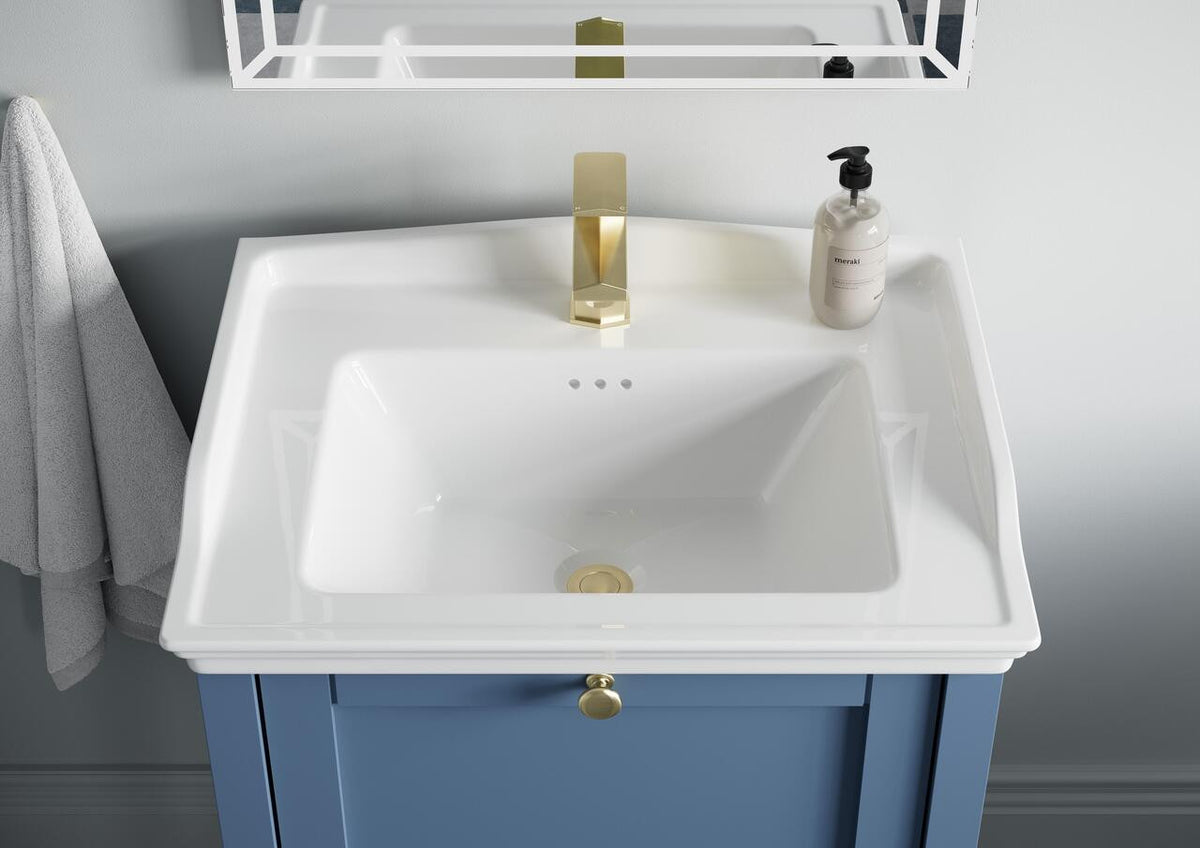 Auvellis Solenne 470mm Floor-Standing 1-Door Midi Storage Unit in a bathroom setting