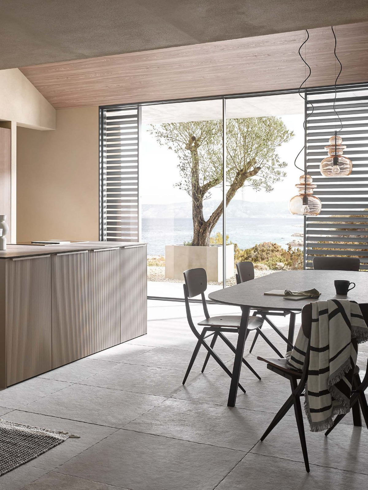 Bauformat — Strassburg greige and Sydney walnut kitchen · catalogue page 31