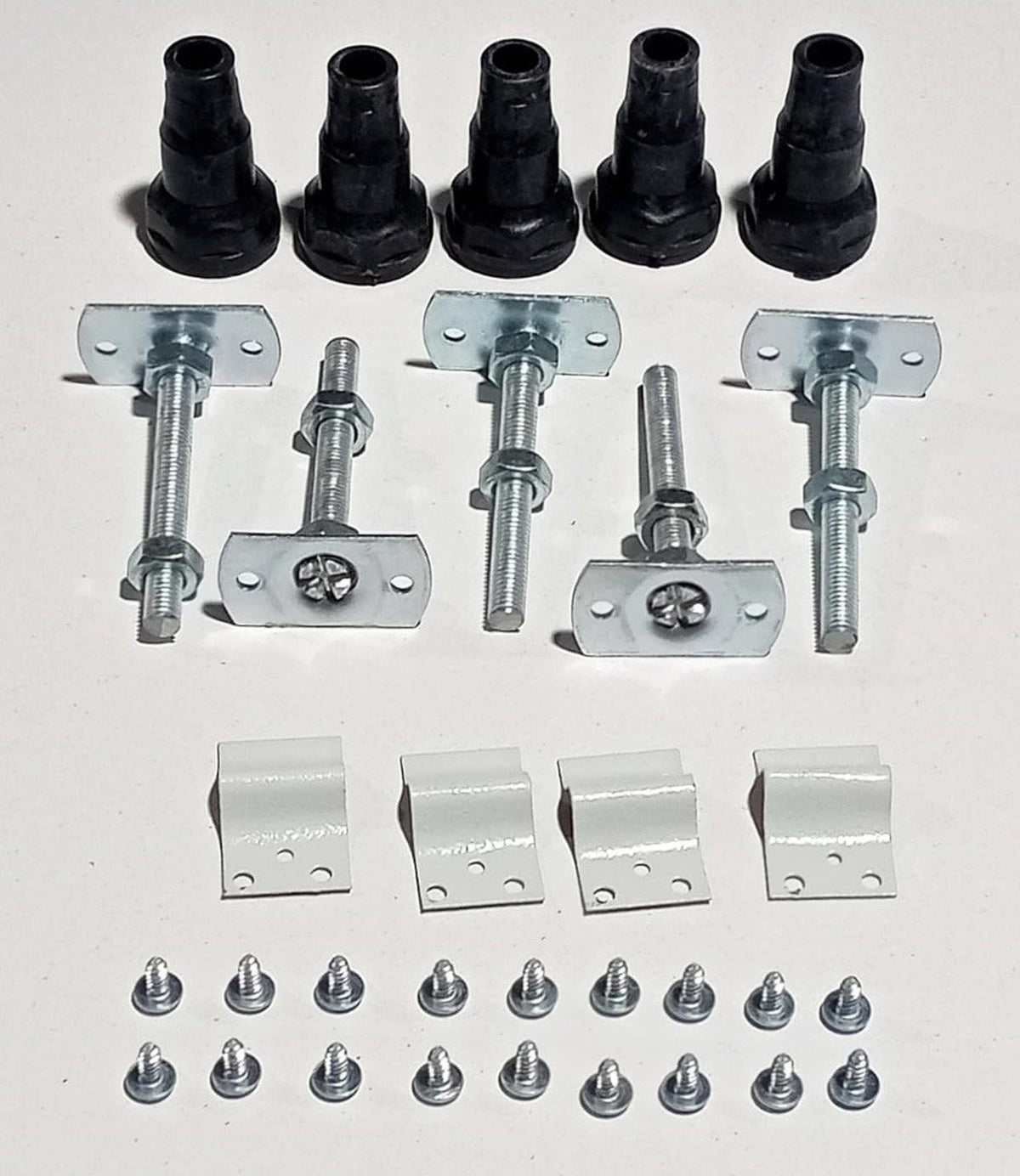 Auvellis white riser set for 800mm and 900mm quadrant shower trays